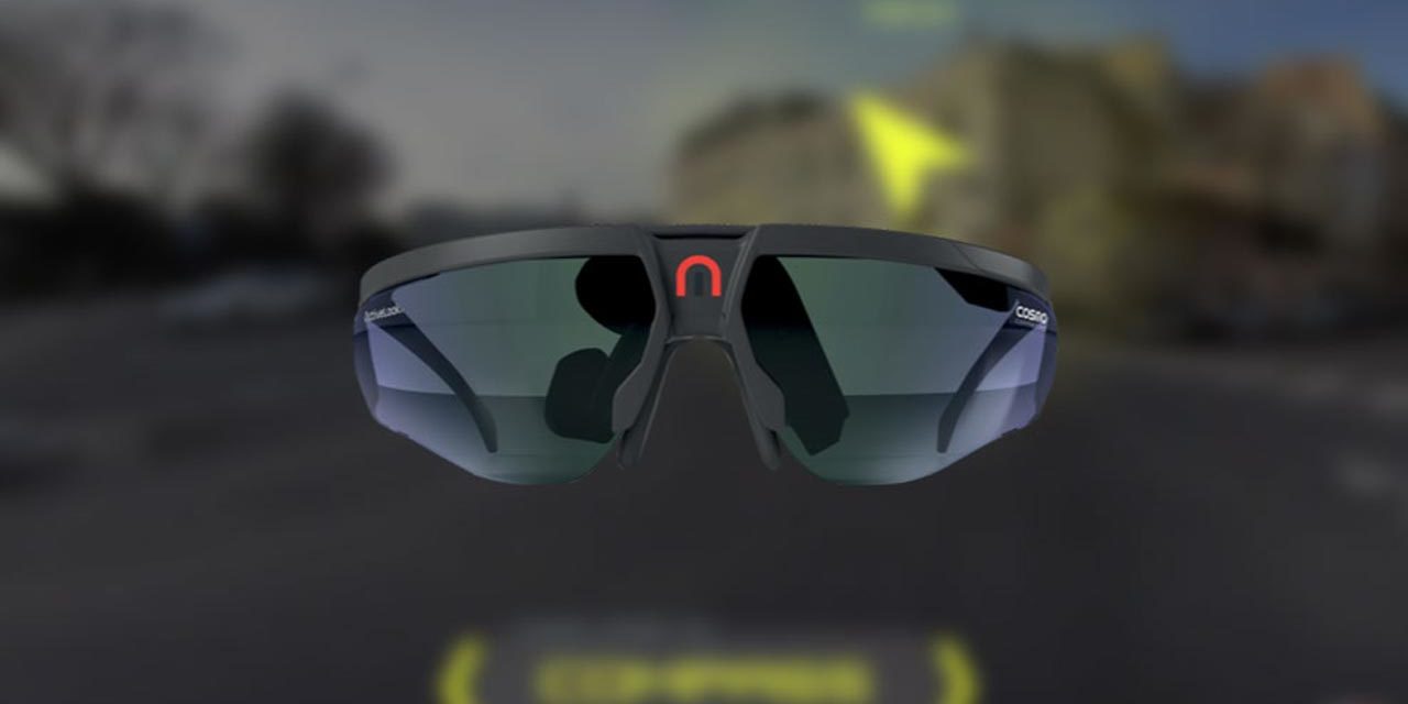 COSMO CONNECTED UN CASQUE ET DES LUNETTES EN REALITE AUGMENTEE 