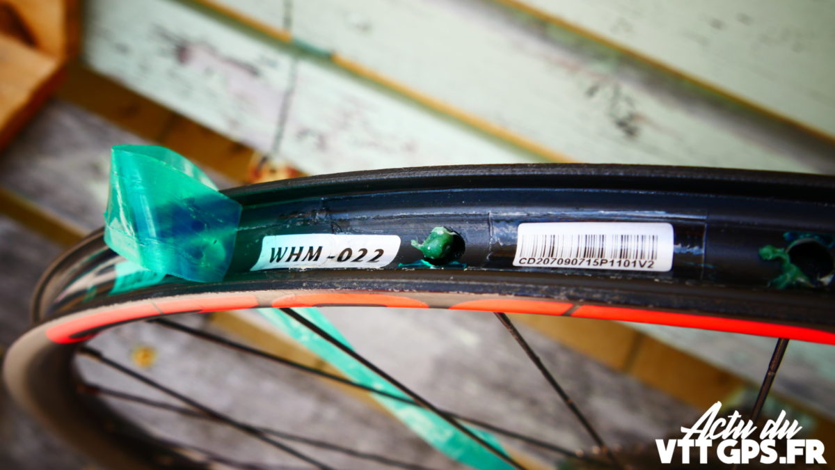 DEANEASY TNT - COMMENT PASSER SA JANTE EN TUBELESS SANS SCOTCH