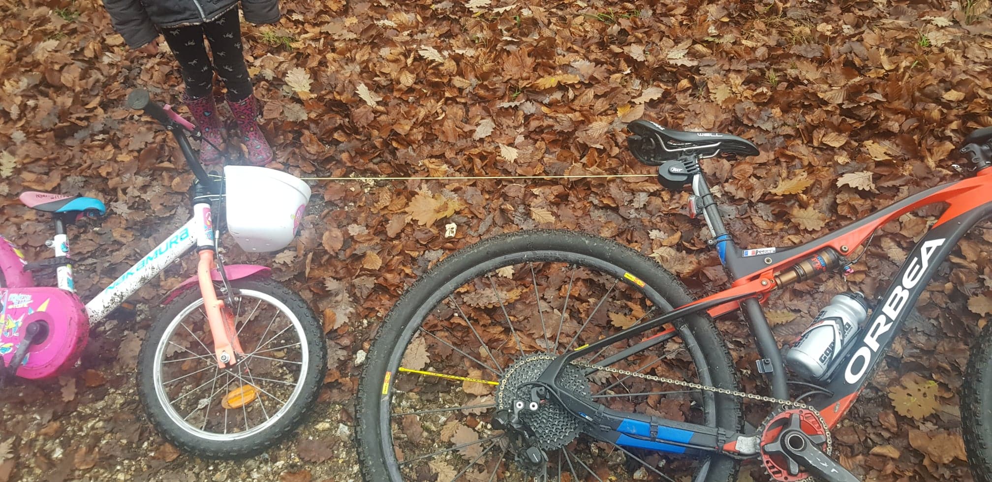 TEST DU SYSTEME DE TRACTION DE CHEZ TRAX MTB PAR AURELIEN ET SA FILLE 